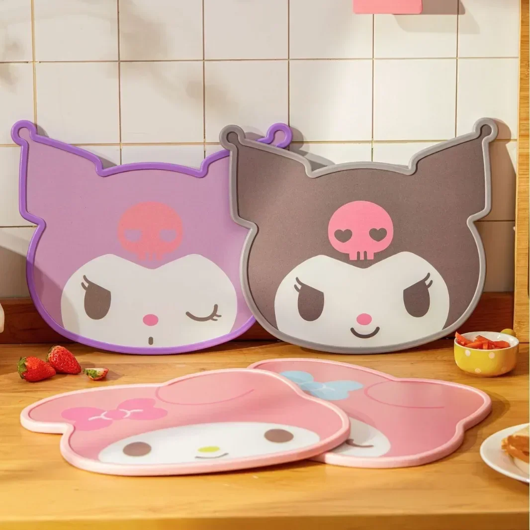 Baby 1 Year Food - Tagliere a Forma di Personaggio Sanrio