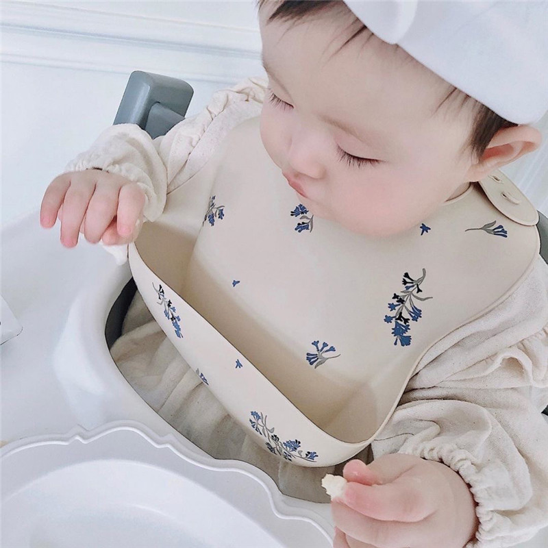 Bavaglino per Bambini in Silic - Baby Food Quality recensione e prezzo